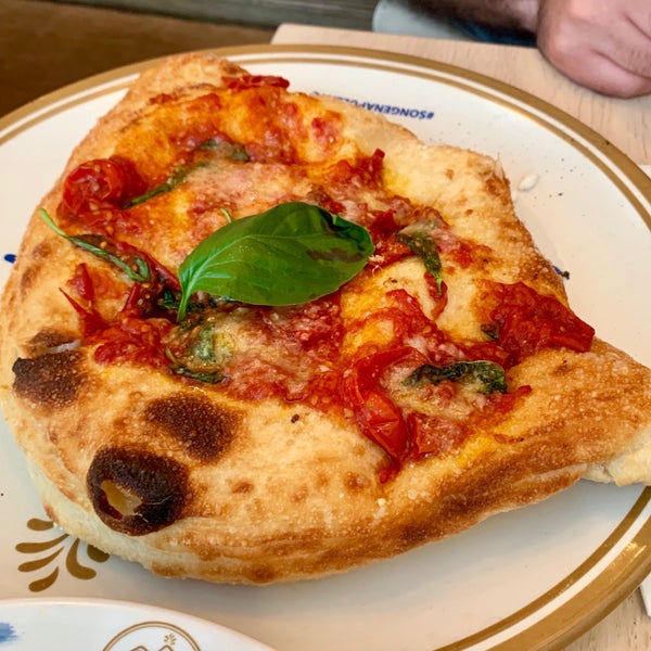 Снимок сделан в Song&#39; e Napule Pizzeria пользователем Chelle . 8/11/2019