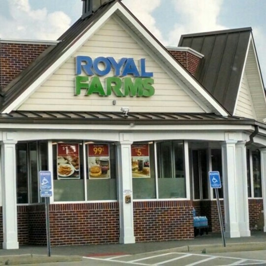 Royal Farms Fuel Station in Smithfield