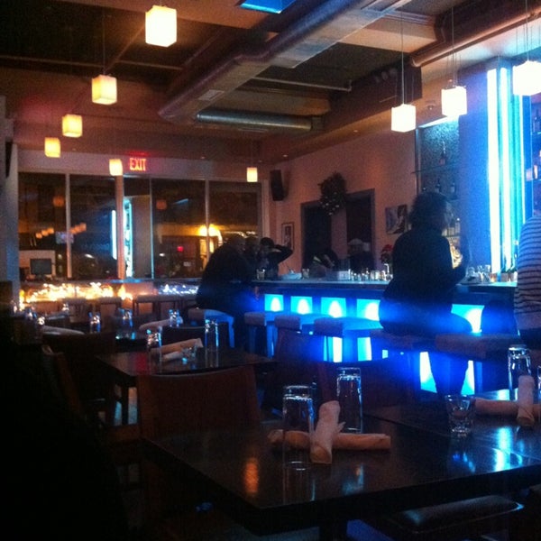 Photo taken at Chocolat Restaurant &amp; Bar by Janssen R. on 12/25/2012