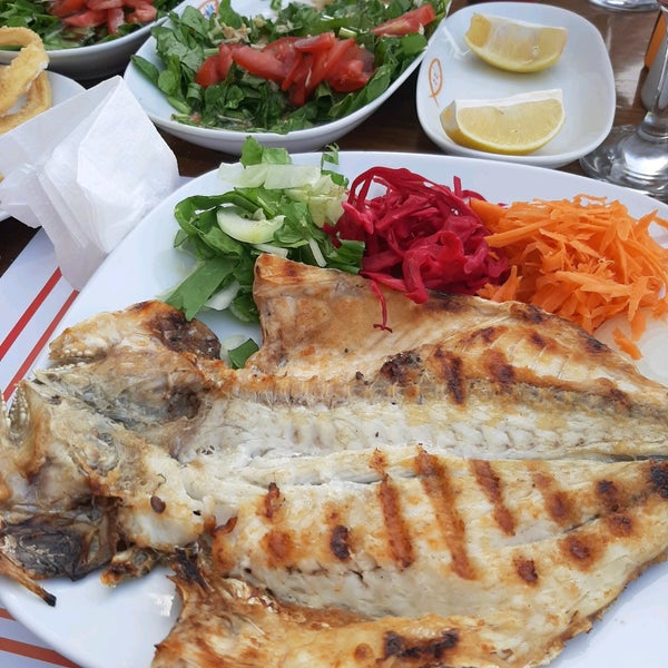 10/6/2020にÖzlem .がEkonomik Balık Restaurant Avanosで撮った写真
