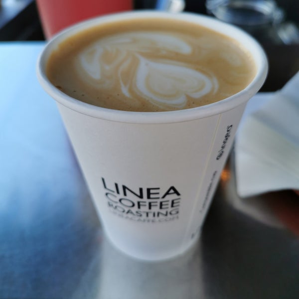 Photo taken at Linea Caffe by Wilbur H. on 11/9/2019