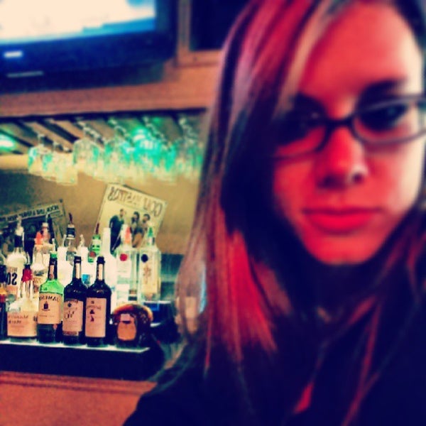 Photo prise au Dylan&#39;s (Handle Bar) par Morgan T. le10/20/2013