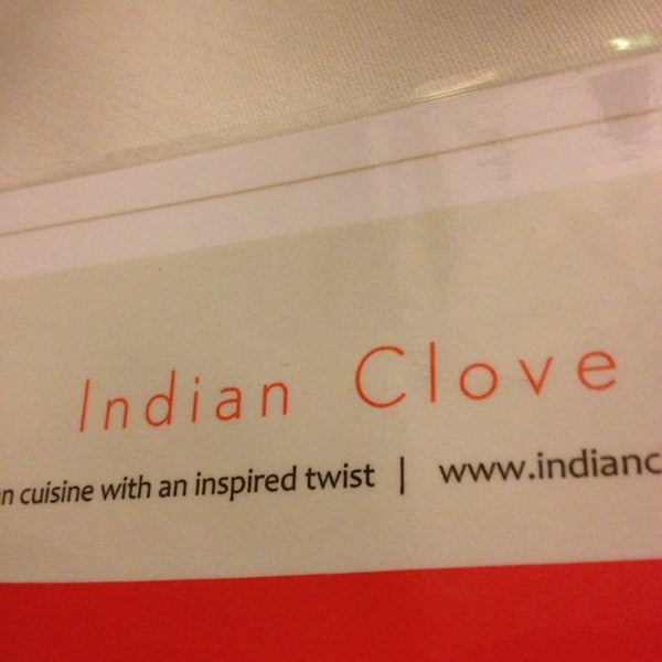 Foto tirada no(a) Indian Clove por Nicole R. em 8/4/2013