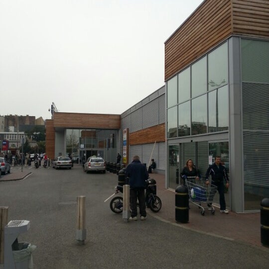 Photos at TESCO Extra Budapest XIV. kerülete 55 tips