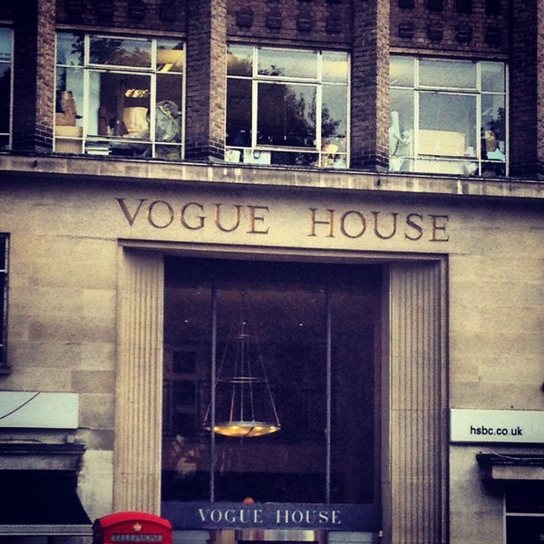 11/15/2013에 Noël D.님이 Vogue House에서 찍은 사진