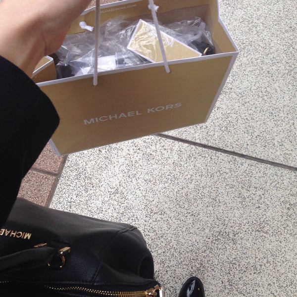 michael kors outlet gunwharf quays