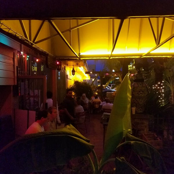 Photo taken at El Tiempo Cantina - Montrose by Bach M. on 8/28/2016