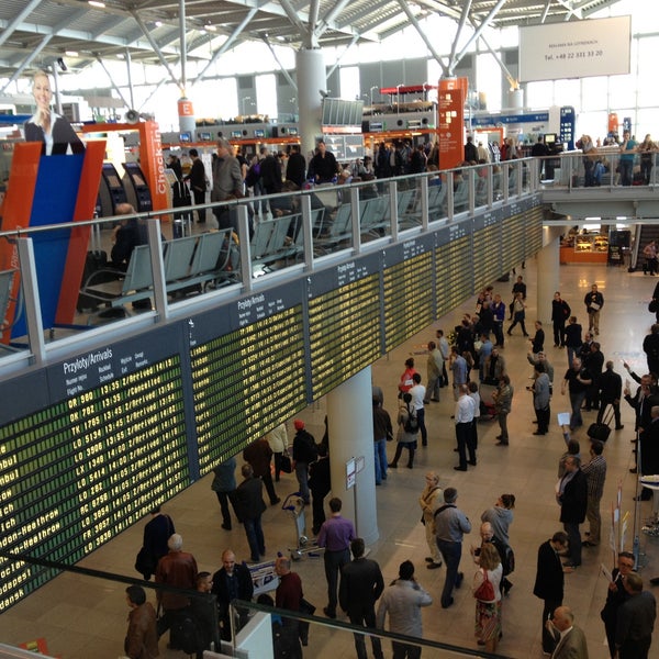 4/22/2013にSaid M.がワルシャワ ショパン空港 (WAW)で撮った写真