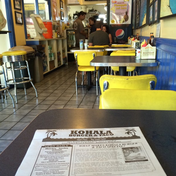 2/3/2015 tarihinde Lynda M.ziyaretçi tarafından Kohala Burger &amp; Taco'de çekilen fotoğraf