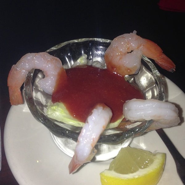 Richard's Prime Rib & Seafood Steakhouse in Fresno