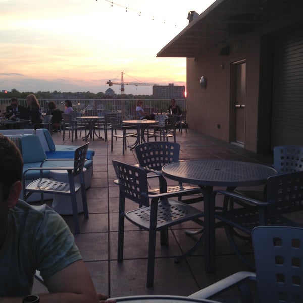 5/2/2013 tarihinde Dominick T.ziyaretçi tarafından Eclipse Restaurant'de çekilen fotoğraf