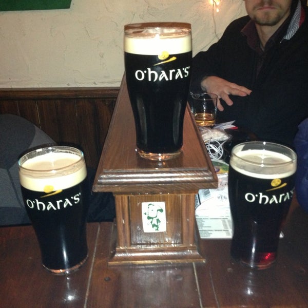 Das Foto wurde bei Sheridan&#39;s Irish Pub von Kresimir Z. am 3/17/2013 aufgenommen