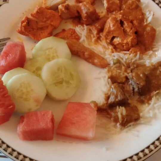 รูปภาพถ่ายที่ Swagat Fine Indian Cuisine โดย Rick C. เมื่อ 7/2/2014