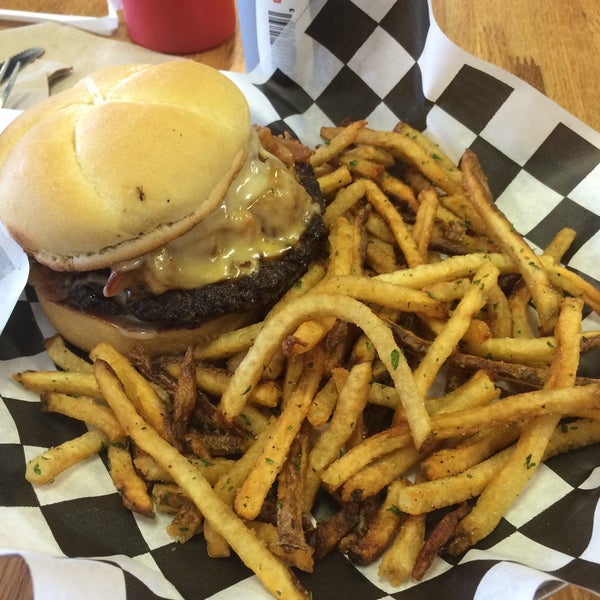 Photo taken at Honest Abe&#39;s Burgers &amp; Freedom by Loren S. on 3/10/2015