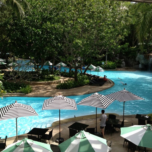 Foto diambil di Garden Pool @ Hilton Phuket Arcadia Resort &amp; Spa oleh cony ma pada 9/21/2013