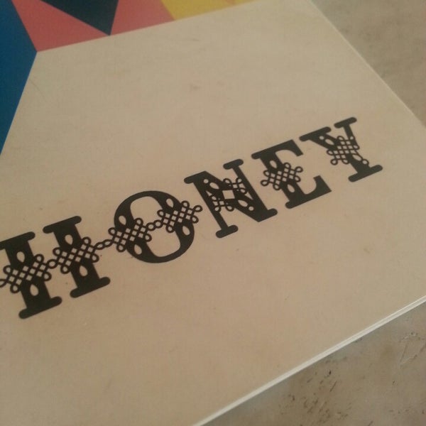 3/31/2014 tarihinde Sean C.ziyaretçi tarafından Honey Bar and Restaurant'de çekilen fotoğraf