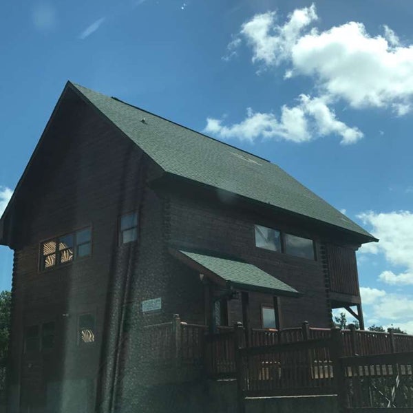 Photos At Outrageous Cabins Tennessee Treasure Williamsburg Tn