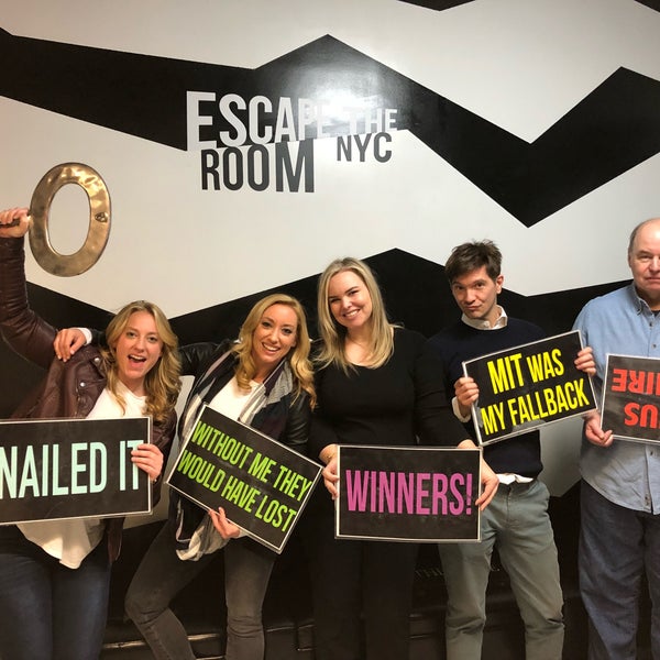 Foto diambil di Escape The Room NYC oleh angela g. pada 2/10/2018