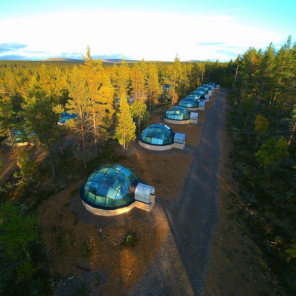 รูปภาพถ่ายที่ Kakslauttanen Arctic Resort โดย Andrea P. เมื่อ 9/1/2015