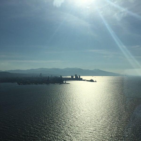 10/9/2015 tarihinde Ecem E.ziyaretçi tarafından Megapol Tower'de çekilen fotoğraf