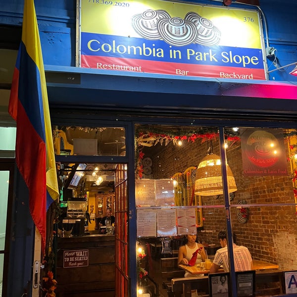 Das Foto wurde bei Colombia In Park Slope von Ed M S. am 8/19/2022 aufgenommen