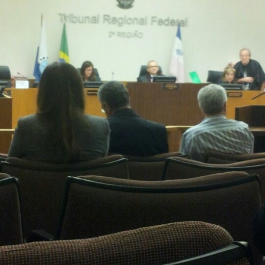 Foto tirada no(a) Tribunal Regional Federal da 2ª Região por Marcelle P. em 12/12/2012