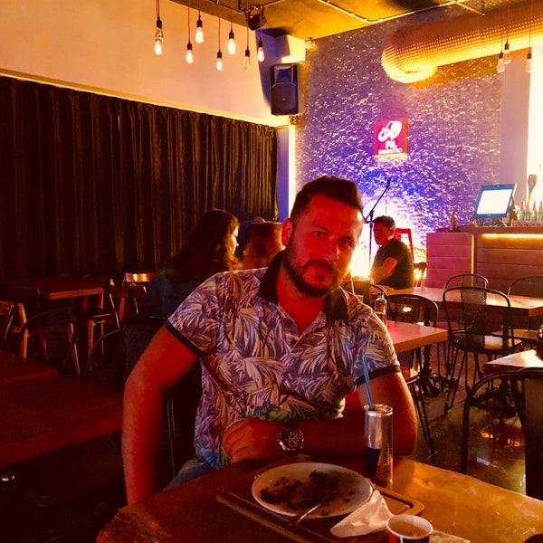 7/1/2019にSerkan E.がFil Bar Bistro Beylikdüzüで撮った写真