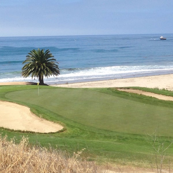 รูปภาพถ่ายที่ Sandpiper Golf Course โดย Marc V. เมื่อ 6/29/2014