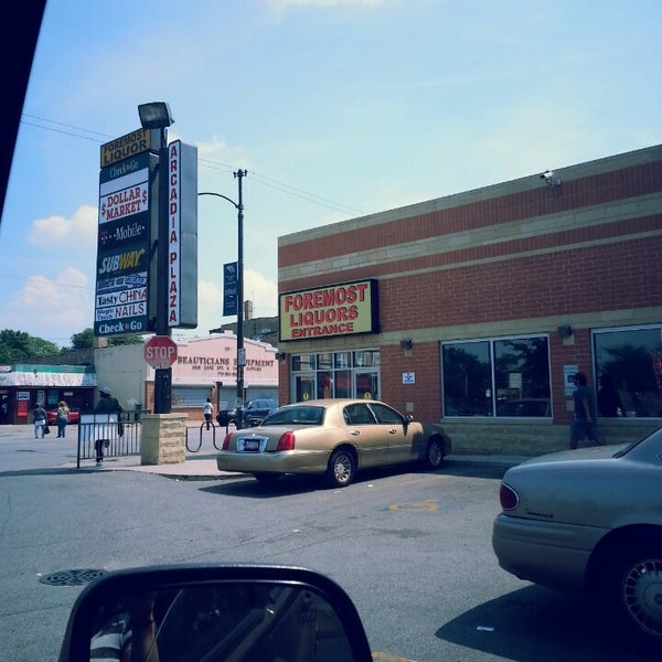 Foremost Liquors Humboldt Park 3301 W North Ave