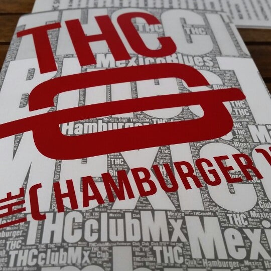 9/13/2014にAna A.がThe Hamburger Club Pedregalで撮った写真