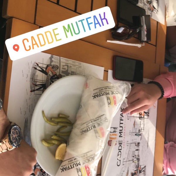 Photo taken at Cadde Mutfak Restaurant by 𝑭𝒊𝒓𝒂𝒕 . on 6/27/2018