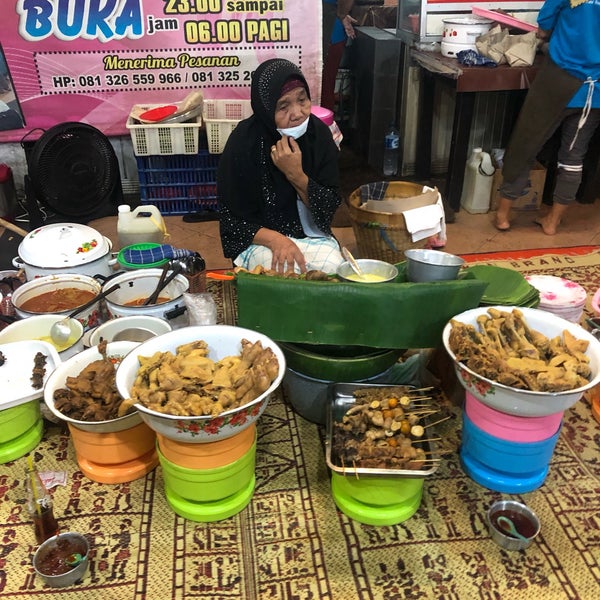 Photos At Nasi Ayam Pojok Simpang Lima Bu Sami Semarang