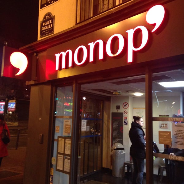 รูปภาพถ่ายที่ Monop&#39; โดย Sergey A. เมื่อ 1/22/2015