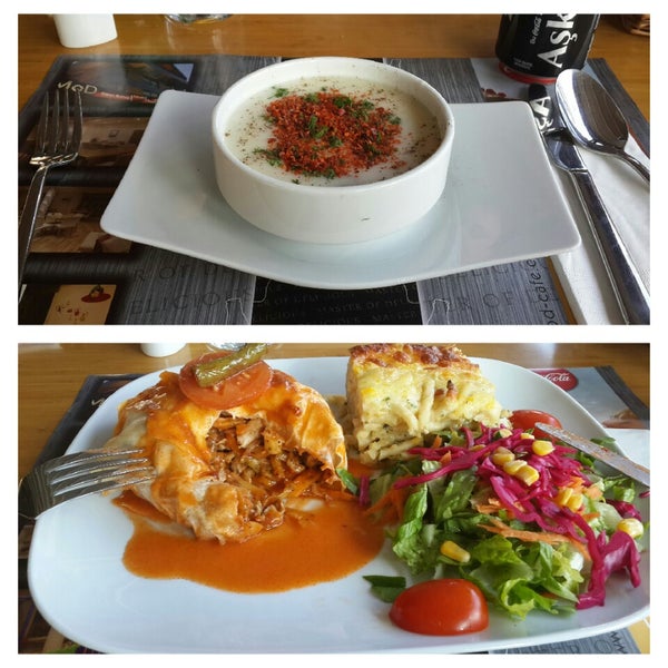 Foto diambil di MoD Cafe&amp;Restaurant oleh s. pada 1/9/2014