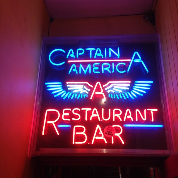 Photo prise au Captain Americas Cookhouse &amp; Bar par Paul M. le3/22/2013