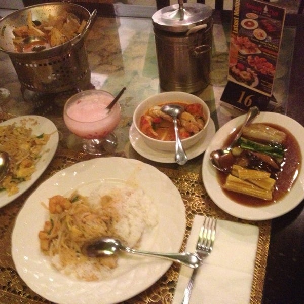 Tamnak Thai Plaza Adorama