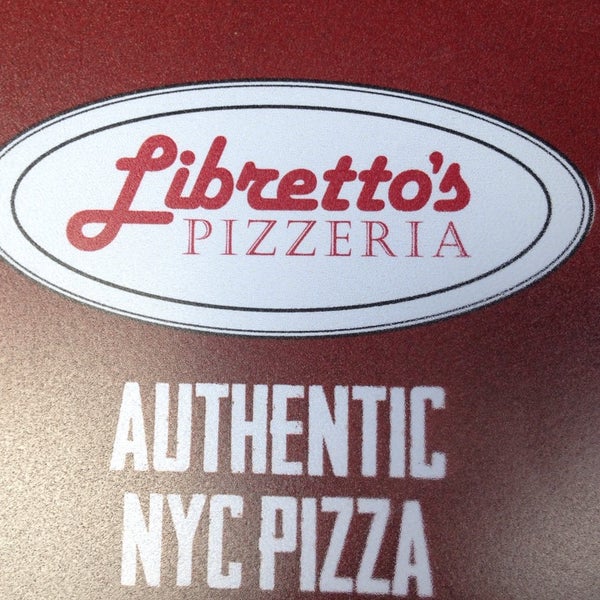 Photo taken at Libretto&#39;s Pizzeria by Daniel Y. on 9/19/2013