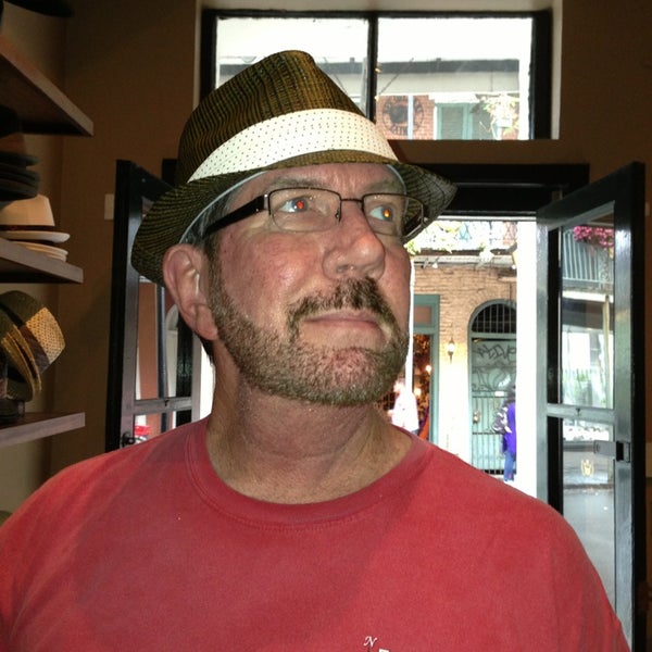 4/11/2013 tarihinde Chris B.ziyaretçi tarafından Goorin Bros. Hat Shop - French Quarter'de çekilen fotoğraf