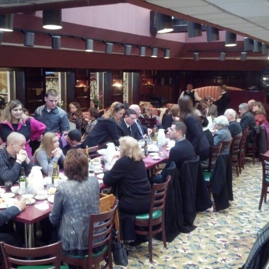 Foto tirada no(a) Sherban&#39;s Diner por Mike O. em 2/8/2013