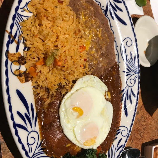 Снимок сделан в Abuelo&#39;s Mexican Restaurant пользователем Gary M. 11/4/2017