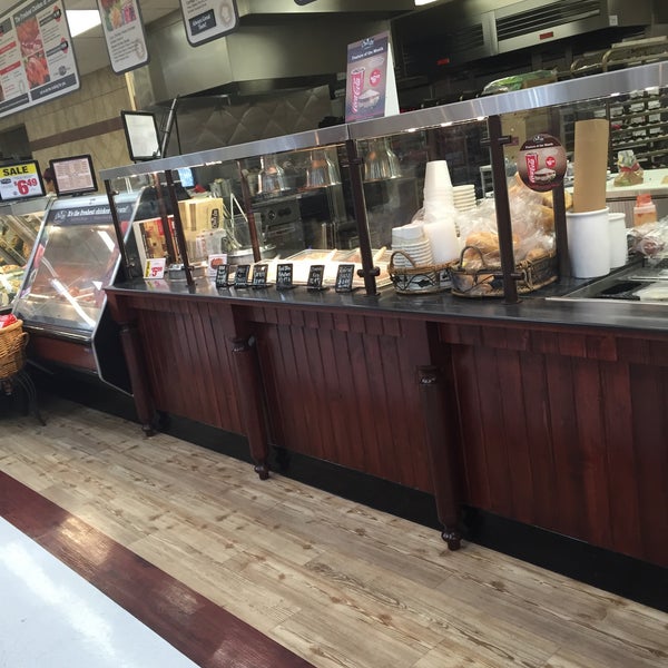 Stater Bros. Markets Grocery Store in Riverside