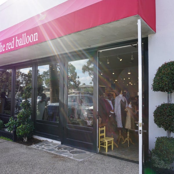 Robijn Laan bloem The Red Balloon Boutique - Children's Clothing Store in Newport Beach