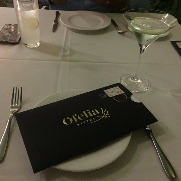 Foto diambil di Restaurante Ofelia Bistro oleh Nora V. pada 4/25/2017