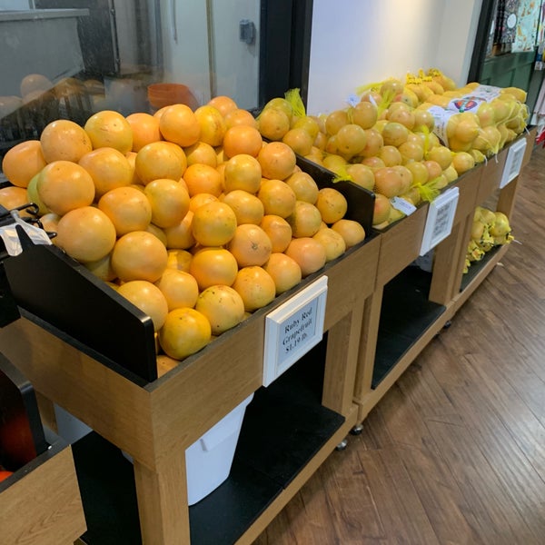 3/25/2019にMatt E.がSun Harvest Citrusで撮った写真