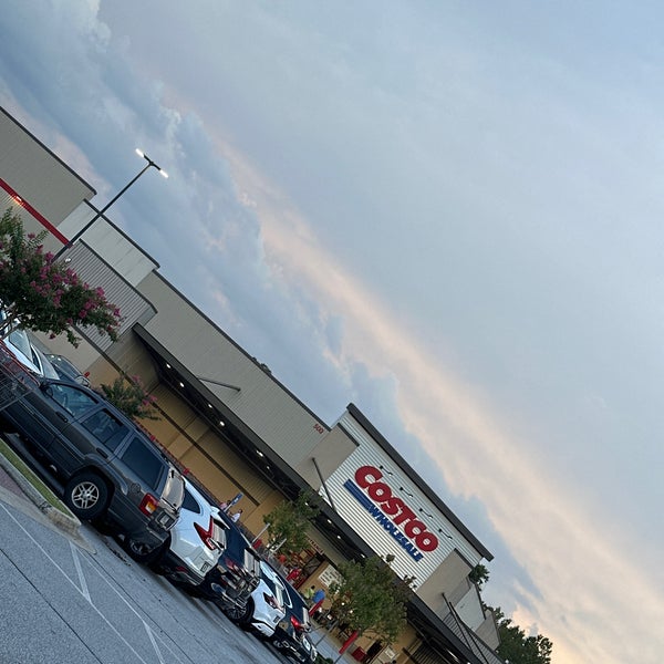 Costco 500 Brookhaven Ave NE