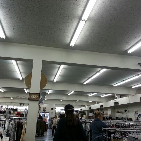 Goodwill Yorkville 934 ziyaretçidan 10 tavsiye