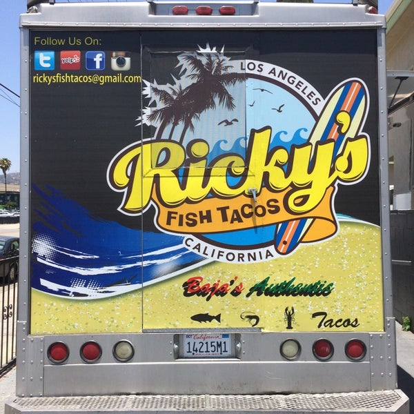 6/11/2014 tarihinde Dan R.ziyaretçi tarafından Ricky&#39;s Fish Tacos'de çekilen fotoğraf