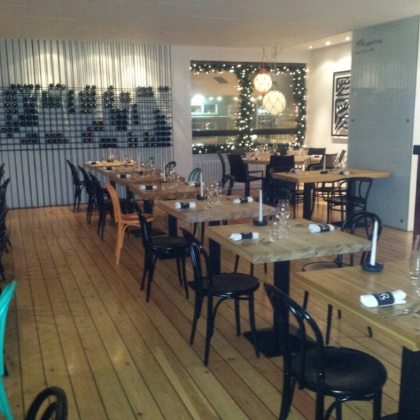 Foto tomada en MAR Restaurant  por Þórarinn Þ. el 12/25/2013