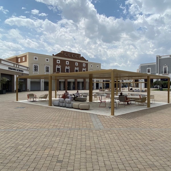 Снимок сделан в Sicilia Outlet Village пользователем Taras A. 5/14/2024