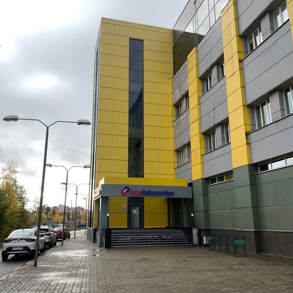 20а, бц "скай-трейд". скай трейд спб. санкт-петербург, ул. скай трейд спб во дворе. репищева 20а санкт-петербург.